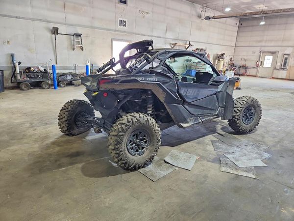 2019 CAN-AM MAVERICK X3