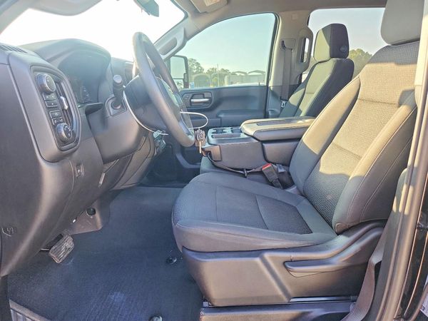 2022 CHEVROLET SILVERADO Custom — DENT