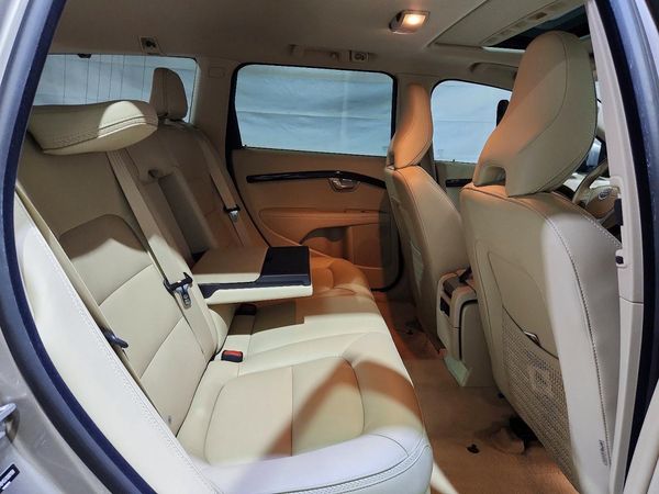 2016 VOLVO XC70 SV35 Platinum