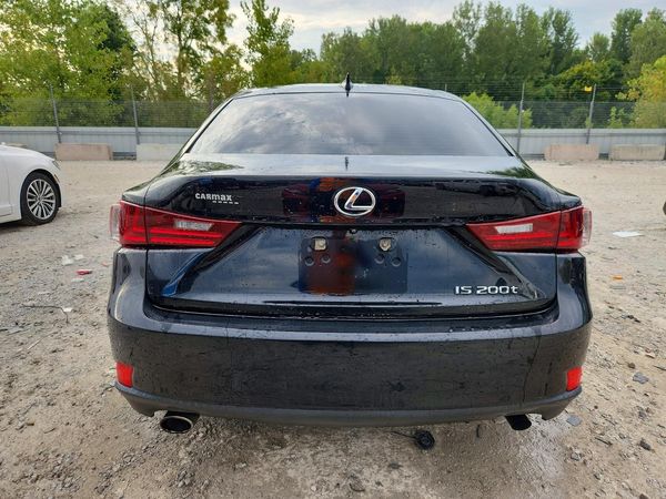 2016 LEXUS IS 200t