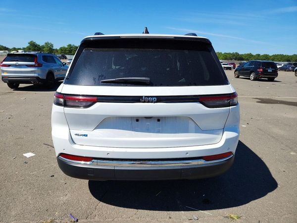 2023 JEEP GRAND CHEROKEE