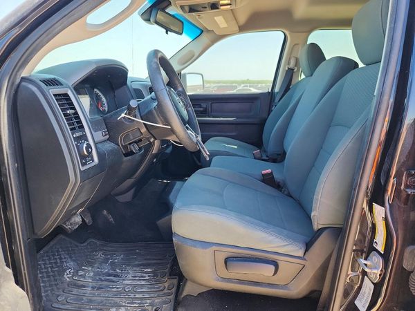 2015 RAM 1500 ST — DENT