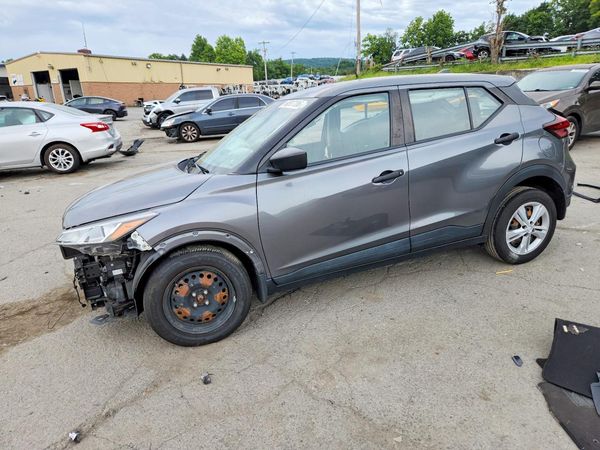 2021 NISSAN KICKS