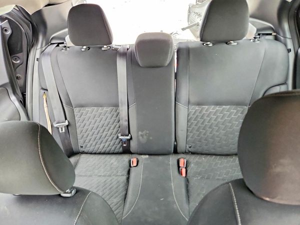 2021 NISSAN KICKS