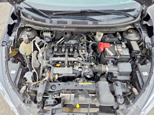 2021 NISSAN KICKS