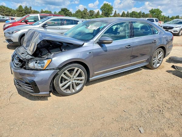 2017 VOLKSWAGEN PASSAT
