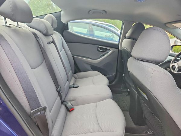 2013 HYUNDAI ELANTRA