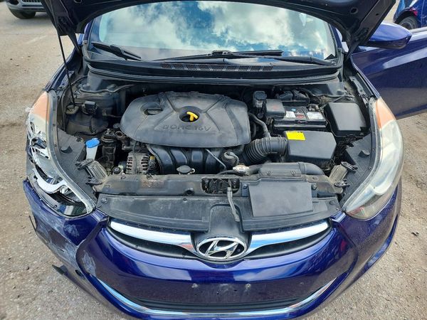 2013 HYUNDAI ELANTRA