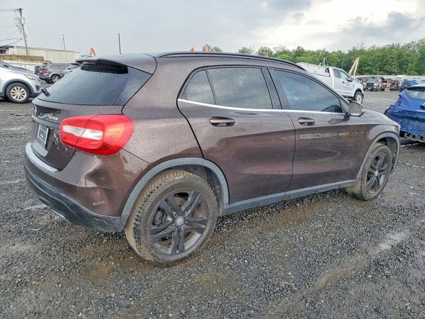 2015 MERCEDES-BENZ GLA GLA250 4-MATIC