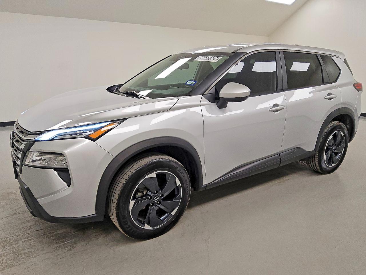 2024 NISSAN ROGUE SV — Front 3/4
