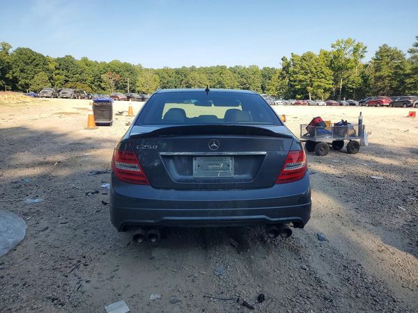 2014 MERCEDES-BENZ C