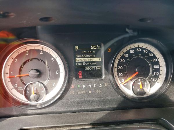 2017 RAM 1500 SLT