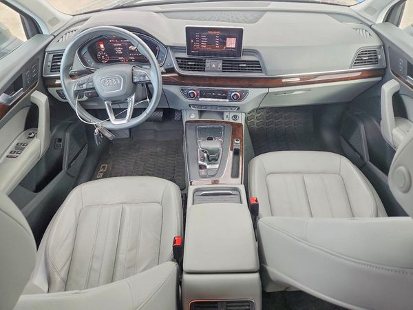 2019 AUDI Q5 quattro Premium Plus