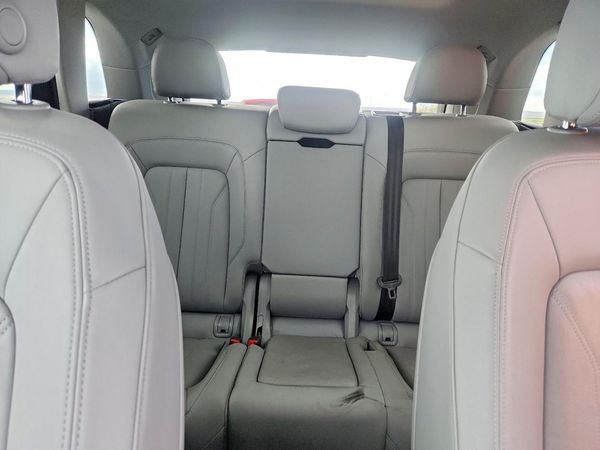 2019 AUDI Q5 quattro Premium Plus