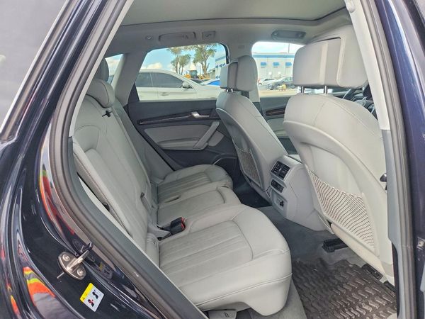 2019 AUDI Q5 quattro Premium Plus