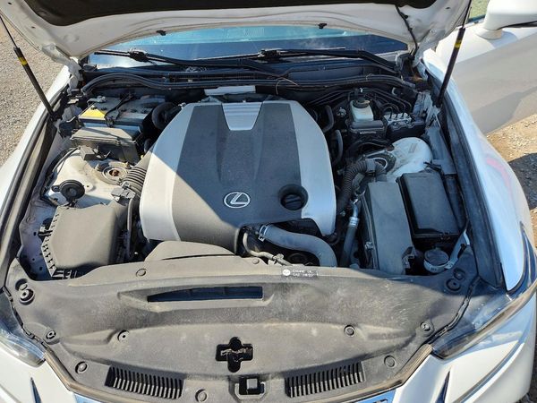2017 LEXUS IS 300