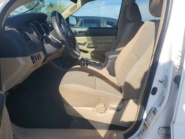 2012 TOYOTA TACOMA