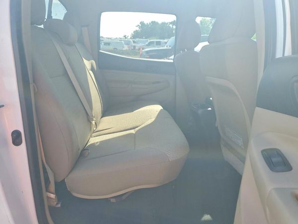 2012 TOYOTA TACOMA