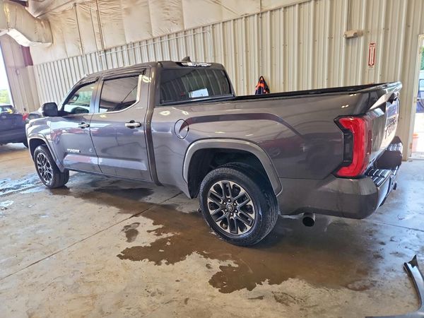 2025 TOYOTA TUNDRA