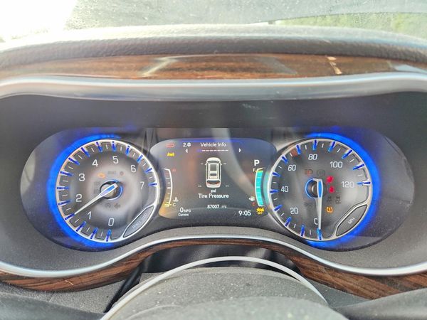 2022 CHRYSLER PACIFICA Limited