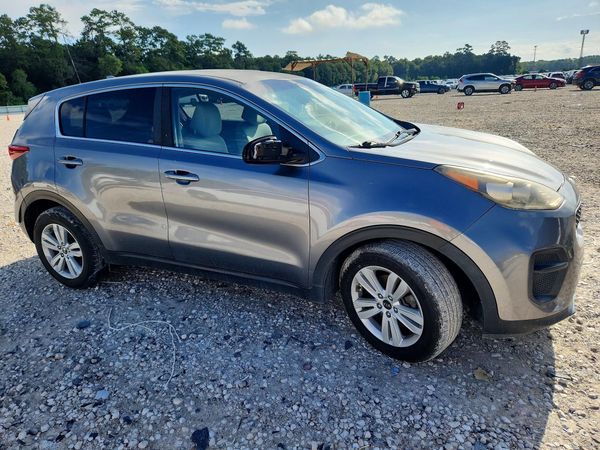 2017 KIA SPORTAGE LX