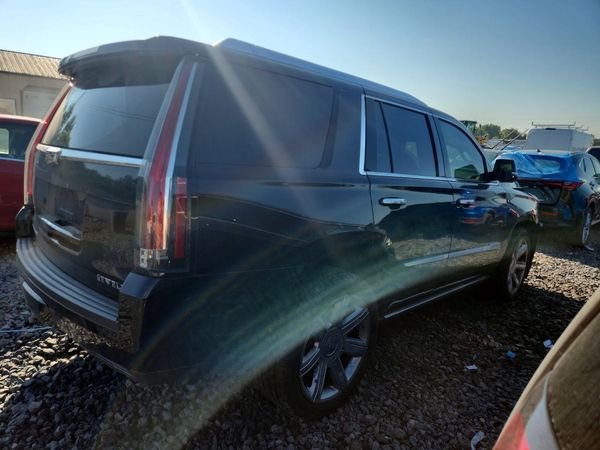 2015 CADILLAC ESCALADE