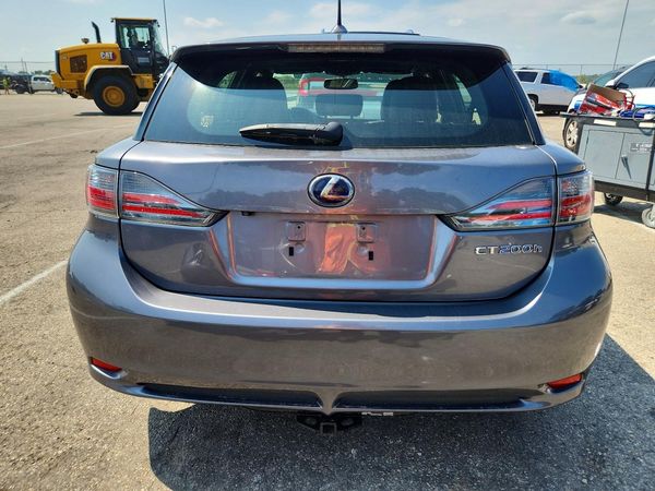 2013 LEXUS CT 200h