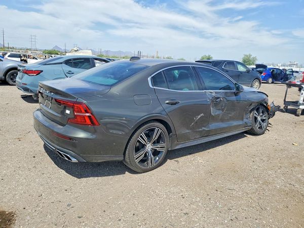 2022 VOLVO S60 Inscription