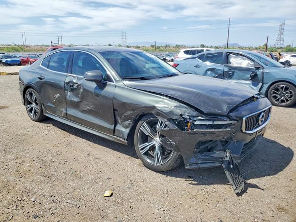 2022 VOLVO S60 Inscription