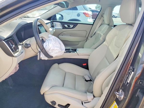 2022 VOLVO S60 Inscription