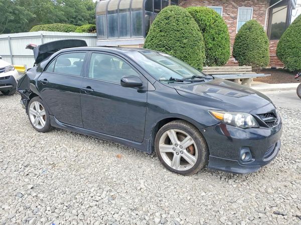 2013 TOYOTA COROLLA