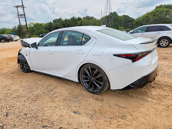 2024 LEXUS IS 300