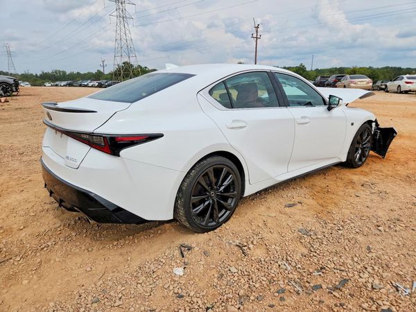 2024 LEXUS IS 300