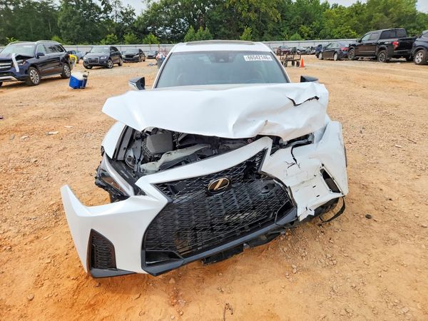 2024 LEXUS IS 300