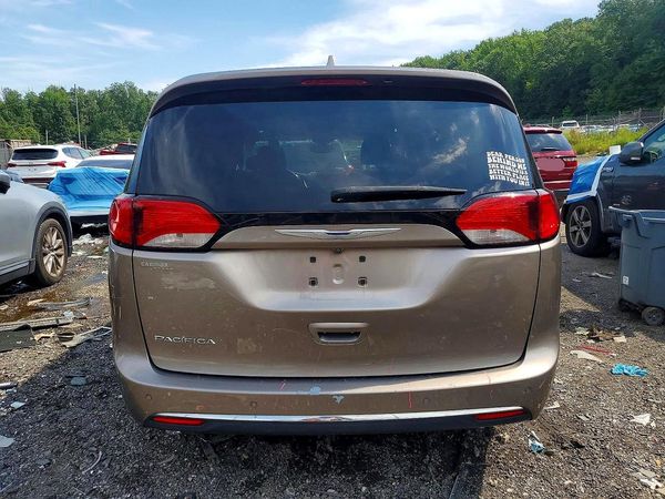 2018 CHRYSLER PACIFICA