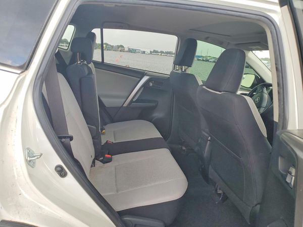 2016 TOYOTA RAV4 XLE (M Grade)