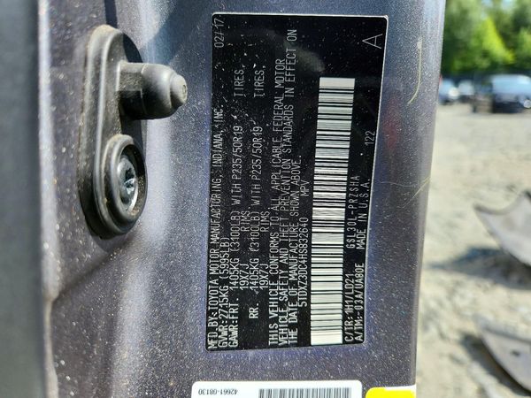 2017 TOYOTA SIENNA
