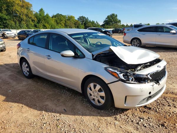 2017 KIA FORTE LX Base
