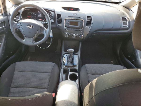 2017 KIA FORTE LX Base