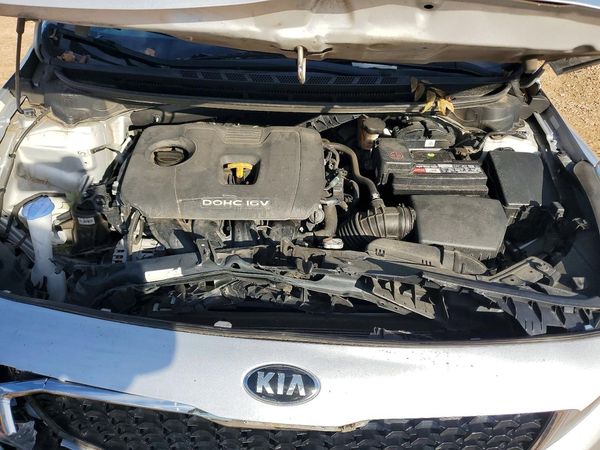 2017 KIA FORTE LX Base