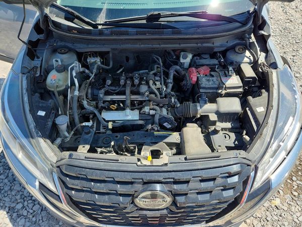 2021 NISSAN KICKS