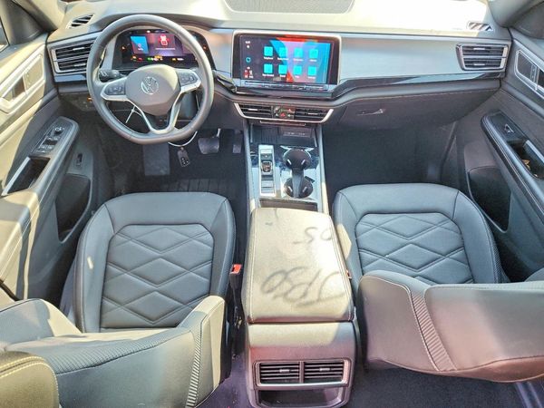 2025 VOLKSWAGEN ATLAS CROSS SPORT