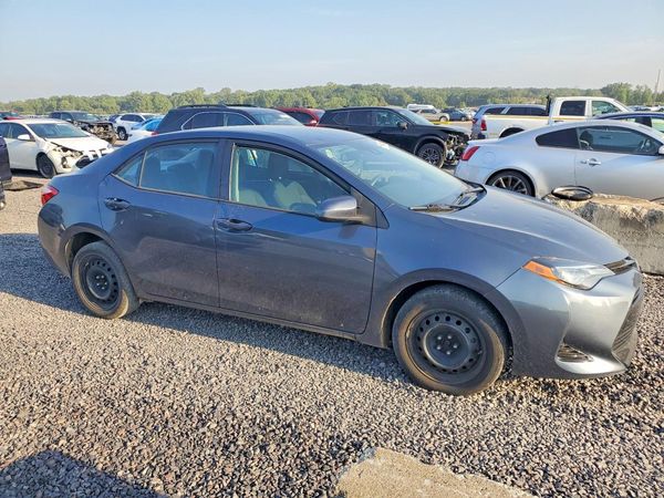 2018 TOYOTA COROLLA