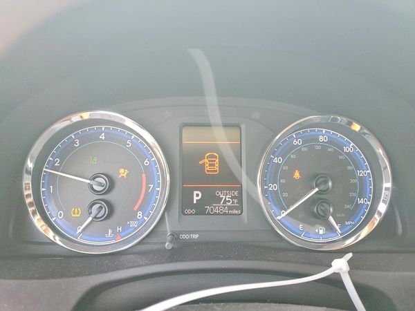 2018 TOYOTA COROLLA