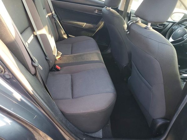 2018 TOYOTA COROLLA