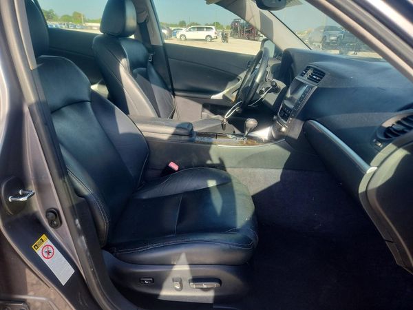 2013 LEXUS IS 250