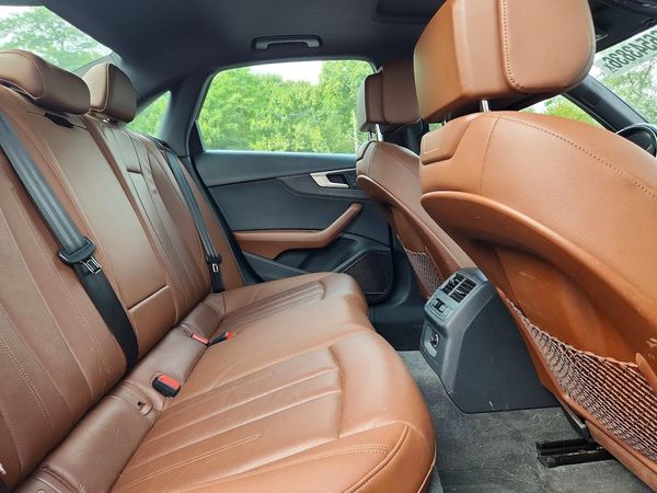 2017 AUDI A4 quattro Premium Plus