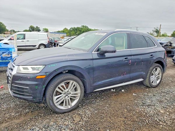 2020 AUDI Q5 quattro Premium Plus