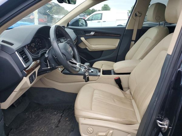 2020 AUDI Q5 quattro Premium Plus