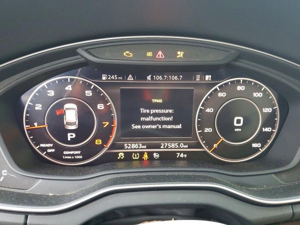2020 AUDI Q5 quattro Premium Plus